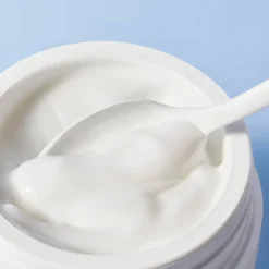 Nuxe Crème Fraîche De Beauté 48h Moisturising Rich Cream For Dry Skin 50ml 6 Nuxe Crème Fraîche De Beauté 48h Moisturising Rich Cream For Dry Skin 50ml -Sesderma LA ROCHE-POSAY Sales LySkin Nuxe creme fraiche de beaute 48h moisturising rich cream for dry skin 50ml NUX00014 1